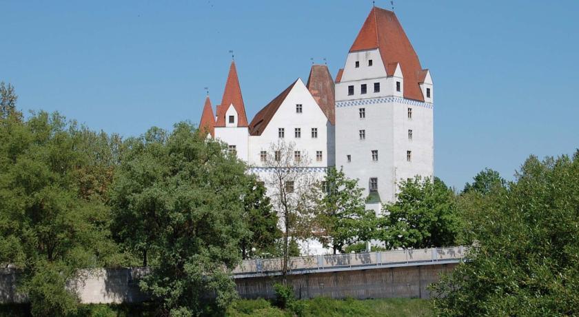 Kult Hotel Ingolstadt Bagian luar foto